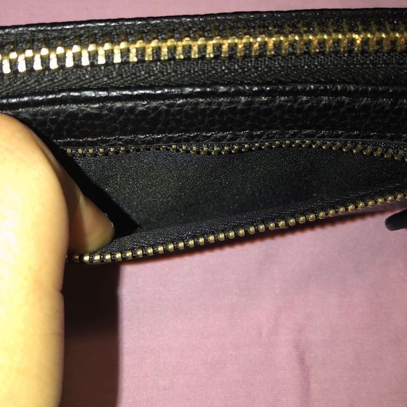 Guess Wallet - Picture 5 of 5